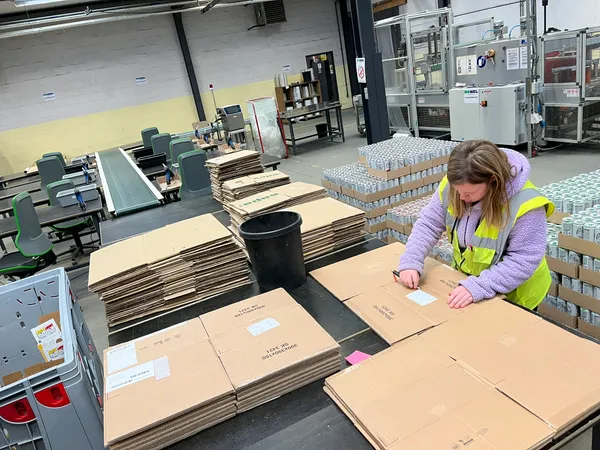 Bewel medewerker aan het werk